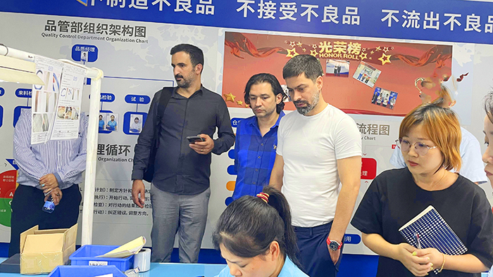伊朗客戶代表團一行人來訪東晟密封件1